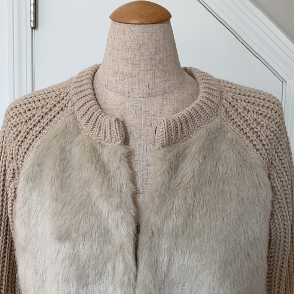 NWOT! Benetton Faux Fur Front Sweater - Picture 2 of 10